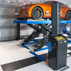 T8218 SMART LICHT бесконтактный стенд сход развал Техно Вектор на подъемник